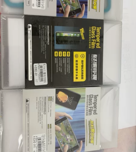 出三套全新苹果11 pro max 手机钢...