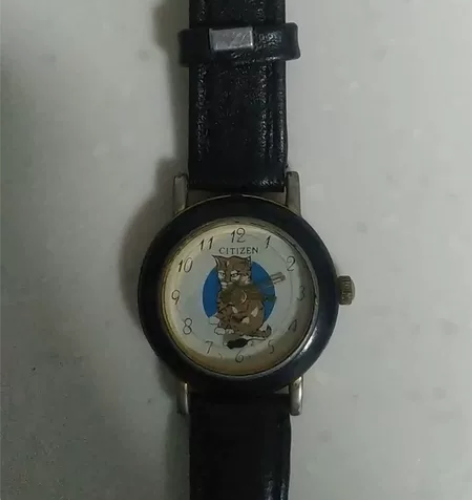 西铁城仿古石英女表 感兴趣的话点“我想要”...