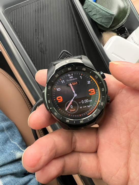 出门问问ticwatch pro 2019...