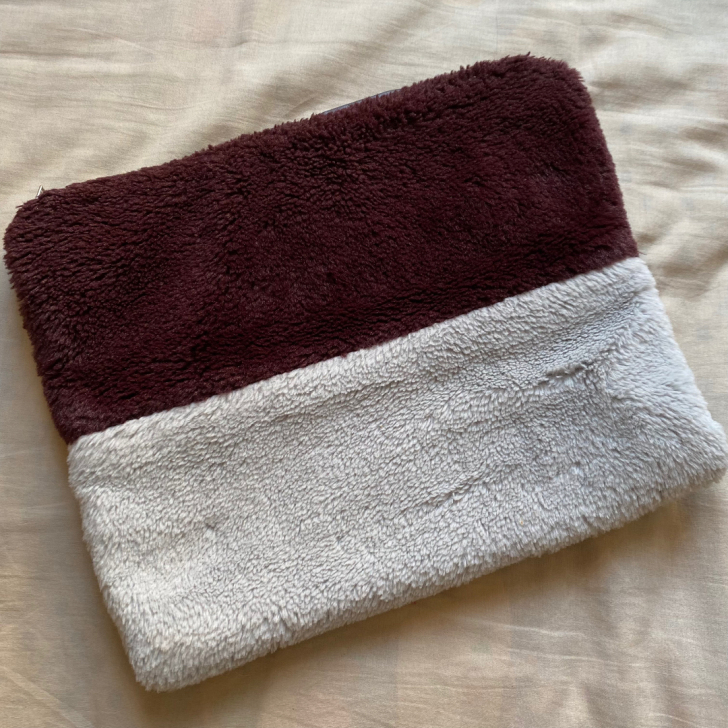 Stylenanda 拼接手拿包