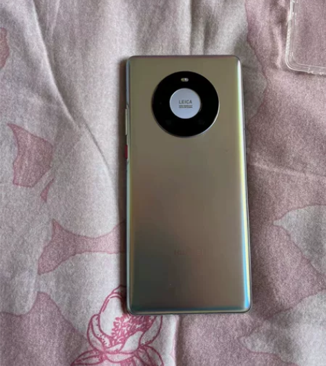华为mate40pro,5G。内存8+12...