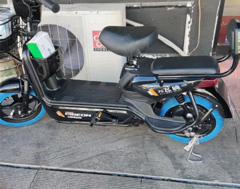 全新飞鸽电动车出卖1800 感兴趣的话点“...