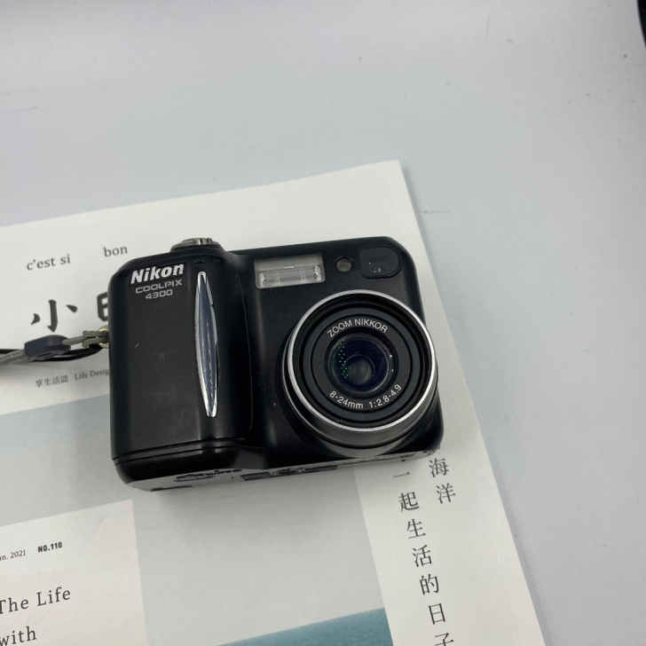 尼康coolpix 4300