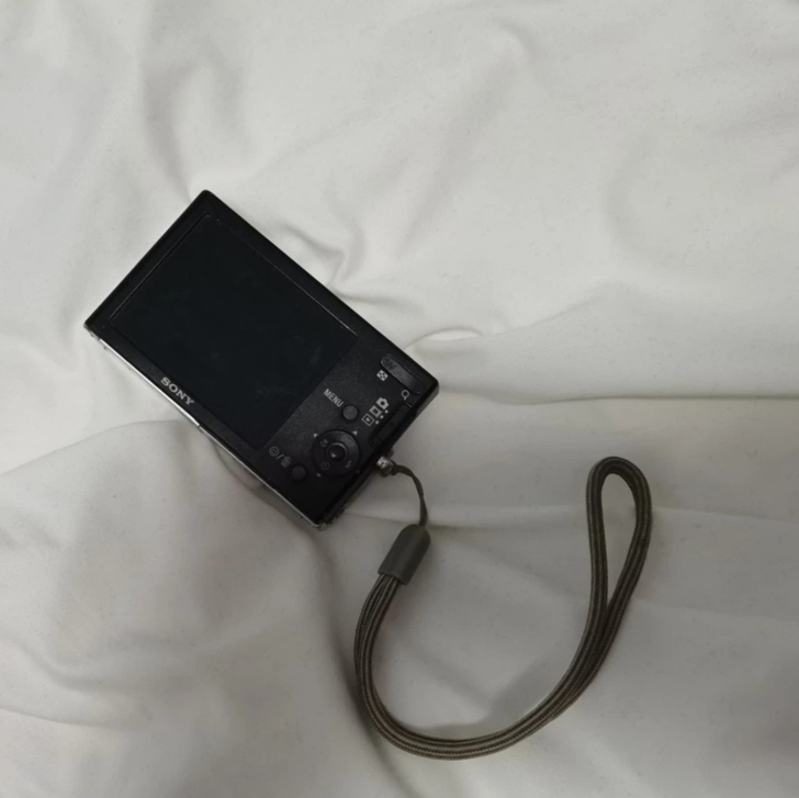 索尼w190  配件全齐 随时找我要验机视...