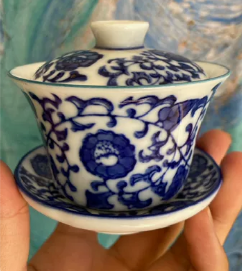 青花盖碗120到150毫升，落款云苑，孤品...