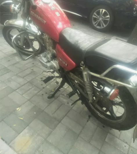 宗申125摩托车.帮朋友卖19年3月（证件...