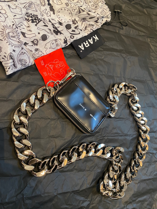 KARA 超大链条迷你斜挎包