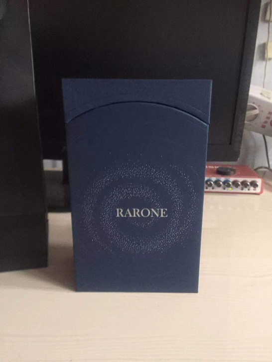 自己买的雷诺手表，戴了几次，现在想卖，买的...