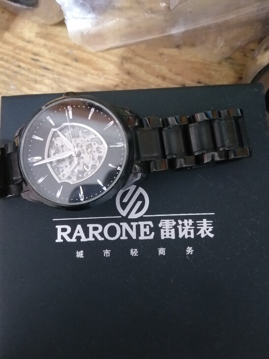 雷诺骑士之盾，19年9月购入  平时很少戴...