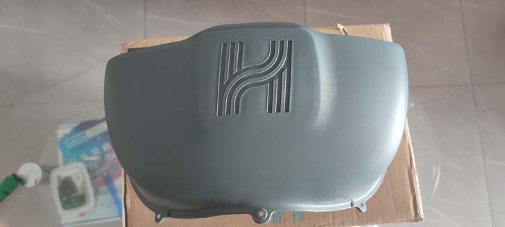 哈啰电动车A86L前杂物箱储物盒，原厂配套...