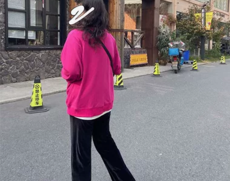 时髦腿精 显瘦丝绒胖MM大码宽松直筒加厚秋...