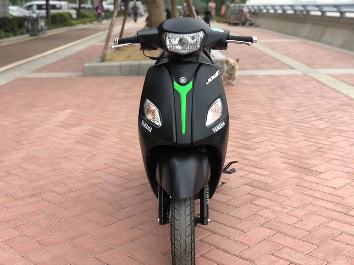 国4雅马哈巧格i电喷125摩托车