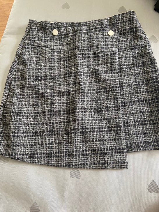 秋冬格子A字裙，百搭s码  ，99新，包邮...