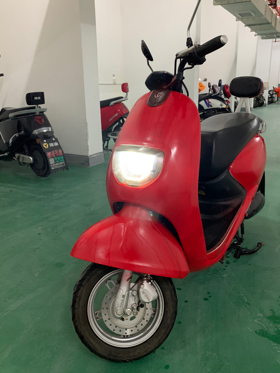 台铃60v20a五块大电池电动车，新换的电...