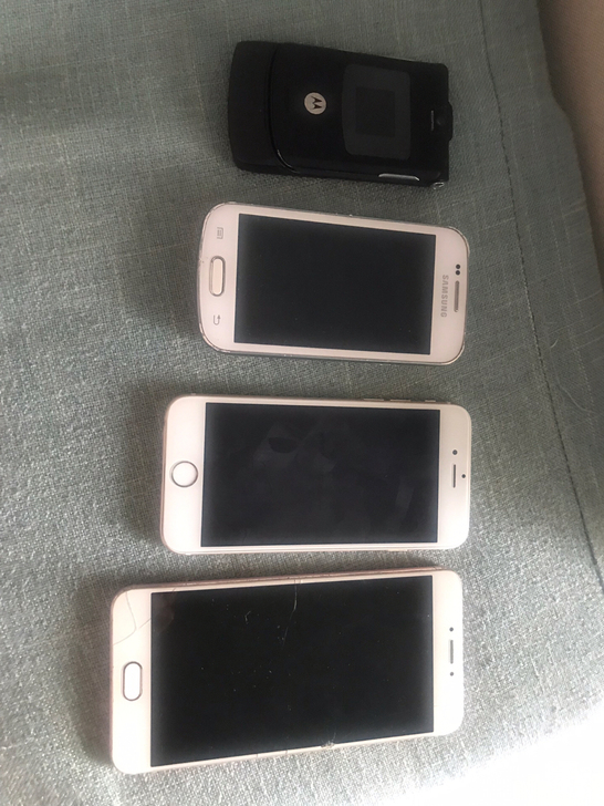 4台手机iphone6，V3，三星，魅族打...