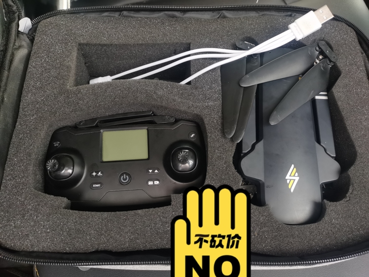 转手原因 想换个高端机，新手可以玩玩，摔了...