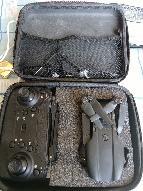 无人机, 给家孩子买的,然后没怎么玩儿?现...