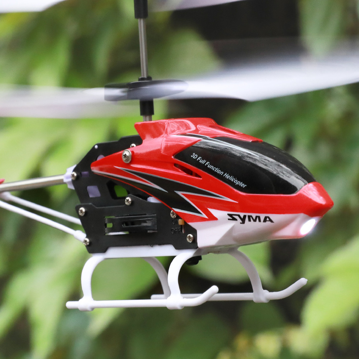 SYMA 电动飞机充电电池，尾翼破损，不耽...