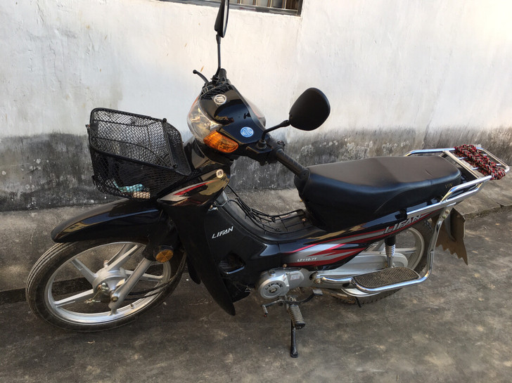 力帆摩托,买来两年 每年就过年的时候用几天...
