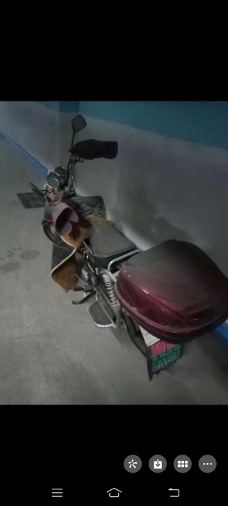 银刚摩托车,公公买的,结果不怎么敢骑,一直...