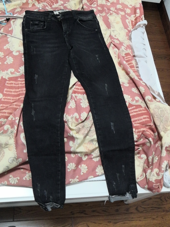 烟灰色牛仔裤小码弹力很好