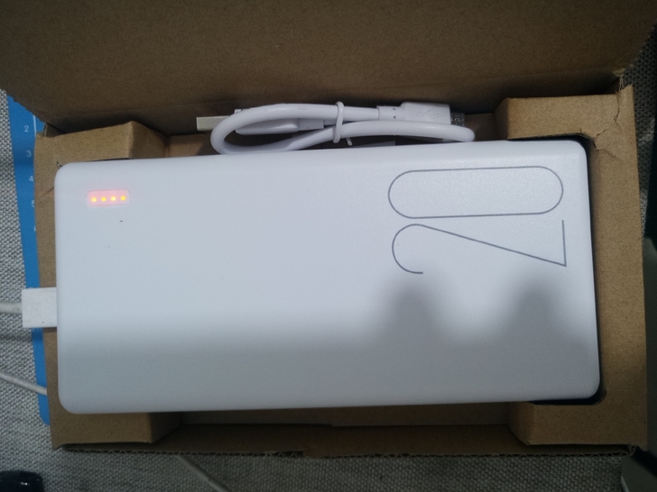 品牌充电宝20000毫安超大容量超薄小巧便...