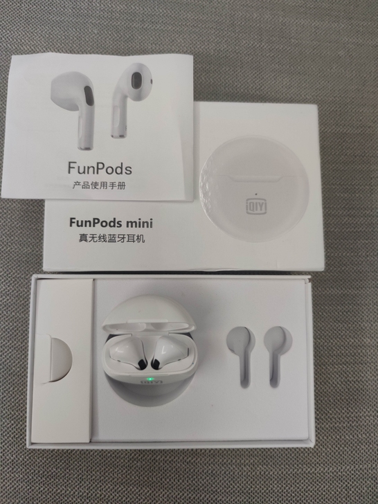 爱奇艺蓝牙耳机。基本全新。基本无使用痕迹。...