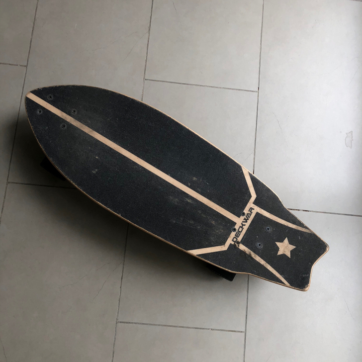 转入门级陆地冲浪板一块，30寸，用了一个多...