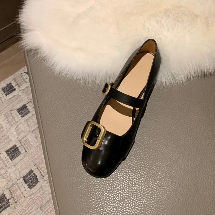 黑色玛丽珍鞋鞋 37 仅试穿 可小刀