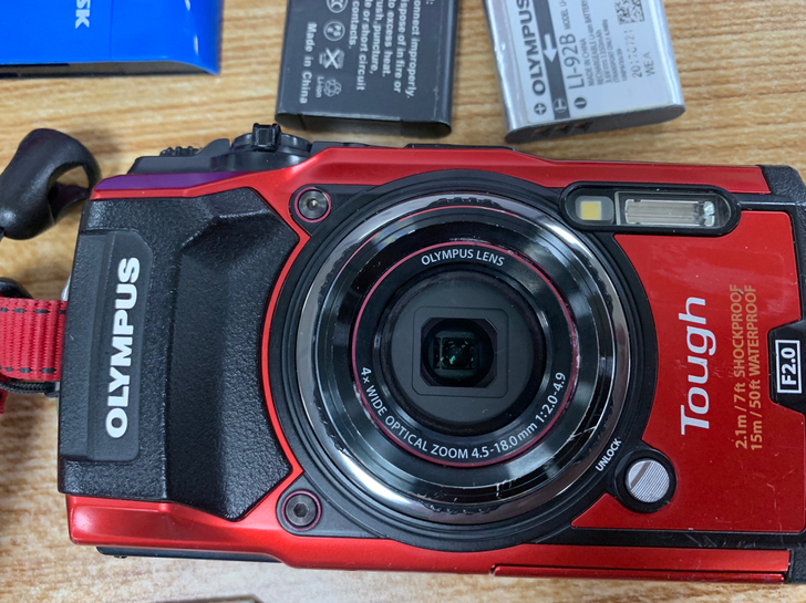 奥林巴斯TG-5 配件全送,有意私聊,顺丰...