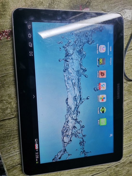 三星CE0168I平板电脑，不知道怎么变成...