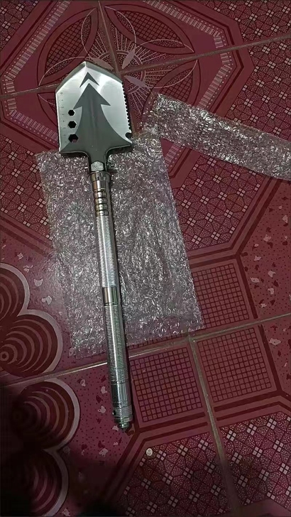 【低价处理】铲子多功能户外用品锰钢折叠车载...