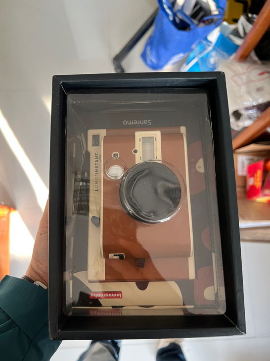 Lomo##amp；#39；Instant...