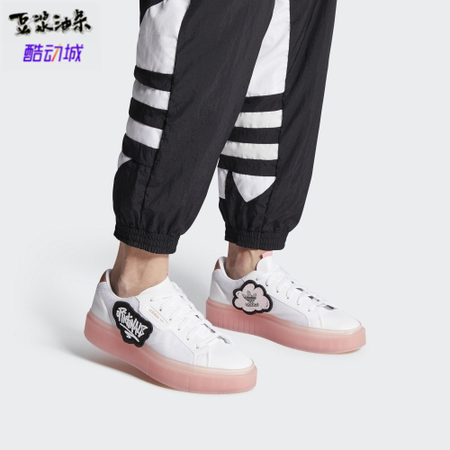 Adidas/阿迪达斯 板鞋36.5码，鞋...