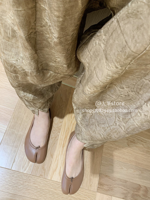618华裔设计师！！做旧脏染 复古暗纹提花...