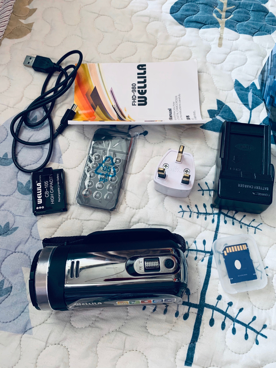 高清DV（1080P）手持摄像机  ！