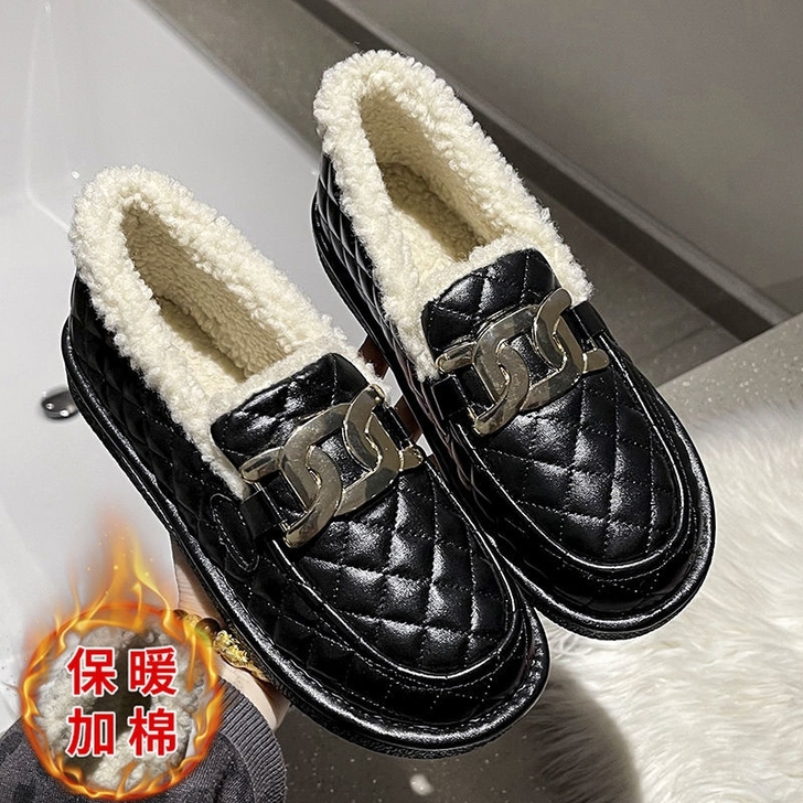 疫情原因导致店面关门，清仓大甩卖，厚底棉鞋...