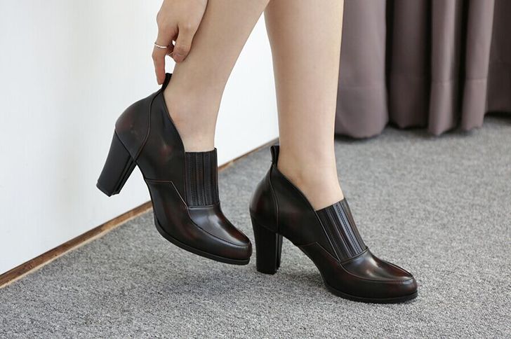 韩国女鞋棕色高跟粗跟纯色单鞋松紧口学院风韩...