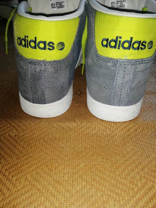 adidas生活男鞋 中帮 春秋