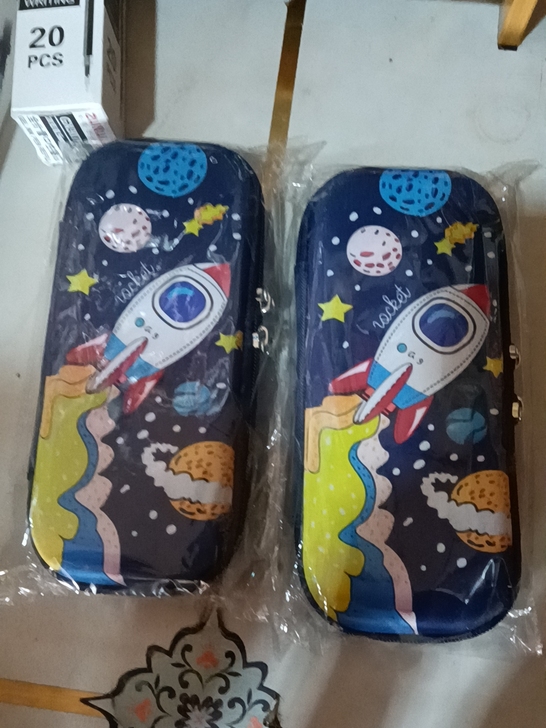 笔袋12元一个包邮