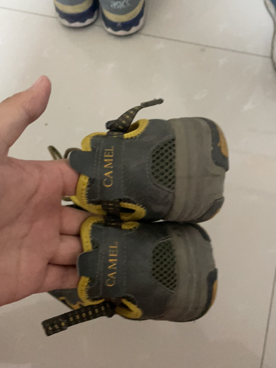 骆驼登山鞋涉水鞋闲置