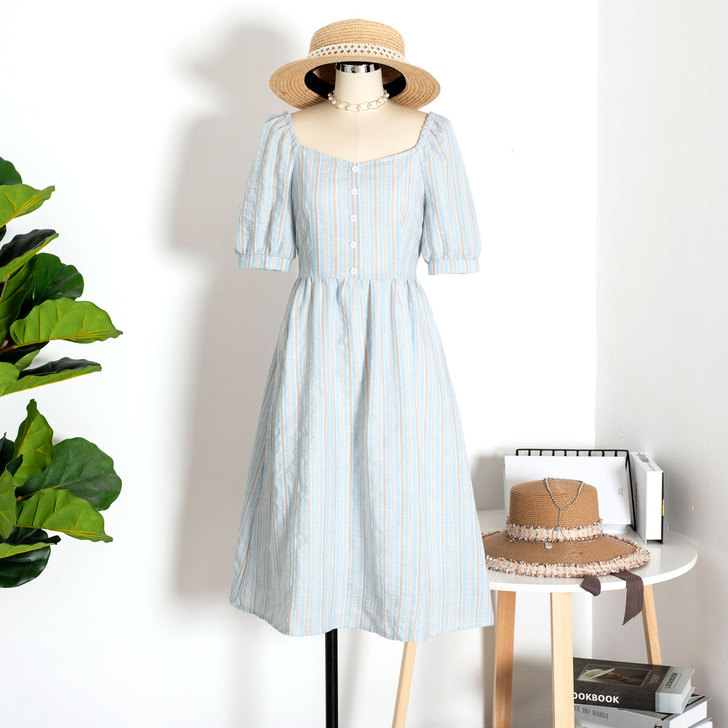 双鱼座森系温柔风裙子条纹复古方领连衣裙女夏...