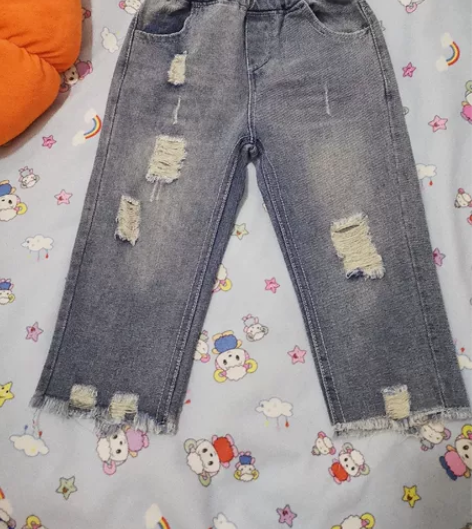 90码破洞牛仔裤，仅过水未穿，衣服囤得多，...
