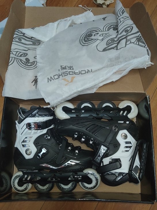 轮滑鞋 乐秀rx5 43码