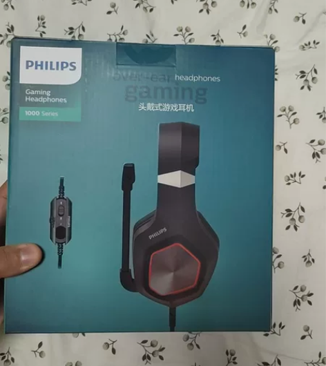 飞利浦游戏耳机TAG1115，某音福袋中的...