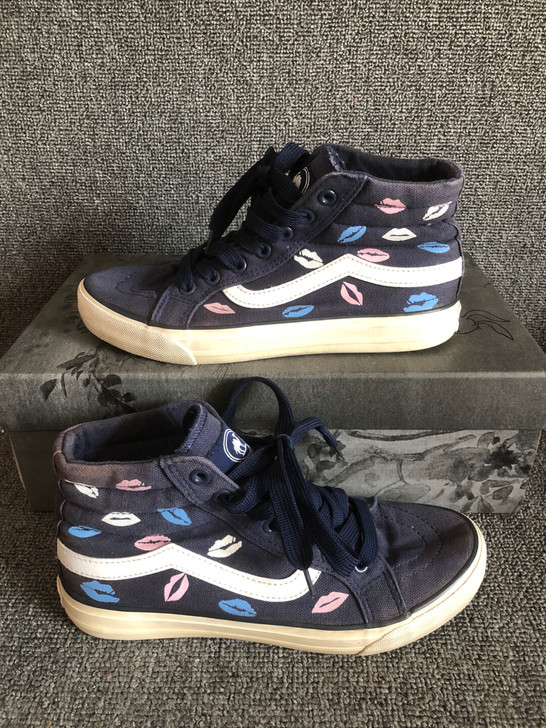 闲置正品骆驼女鞋37码，鞋子正常穿着痕迹无...