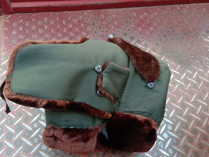 冬天带的棉帽子，雷锋帽全新 全新 全新 全...