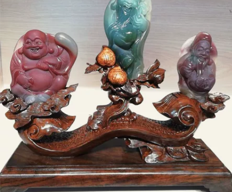 秦紫玉，福禄寿玉雕摆件。 感兴趣的话点“我...