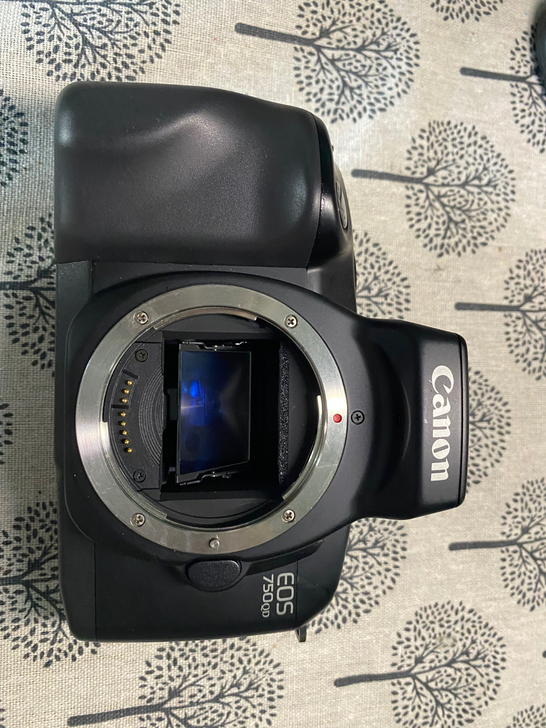 佳能750QD
