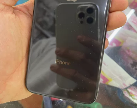 本人自用iPhonex 64 国行 换过电...